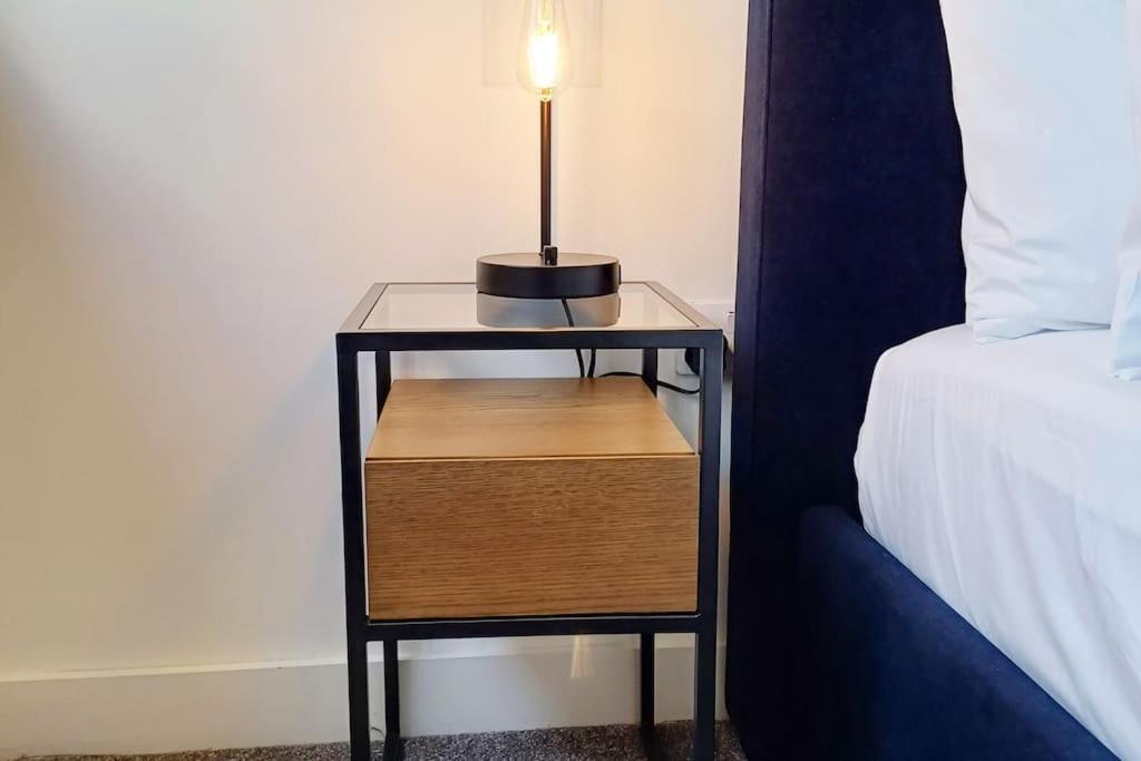 Stylish Modern 1Bed Apartment In Bedford Exterior photo